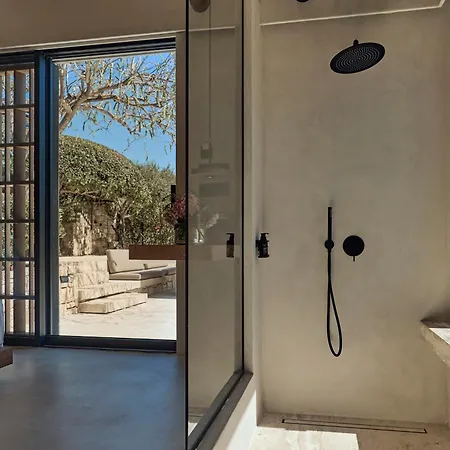 Openness House By The Sea Villa *