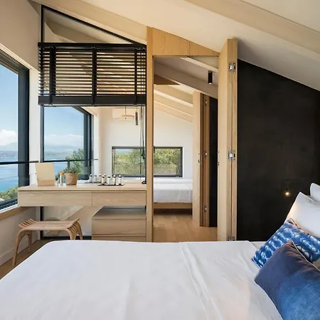 Openness House By The Sea Villa